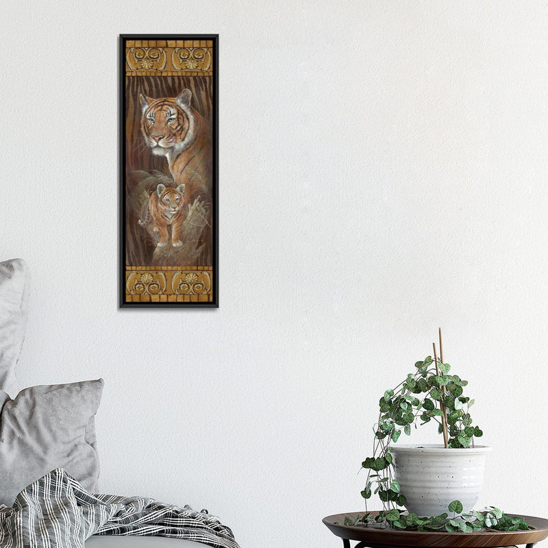 «Love and Protection» par Ruane Manning - reproduction d'art, H 36 po x l 12 po x P 1,5 po, Toile avec cadre noir