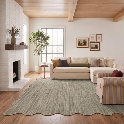 Scalloped Border Washable Area Rug