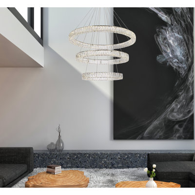 Maart Chandelier