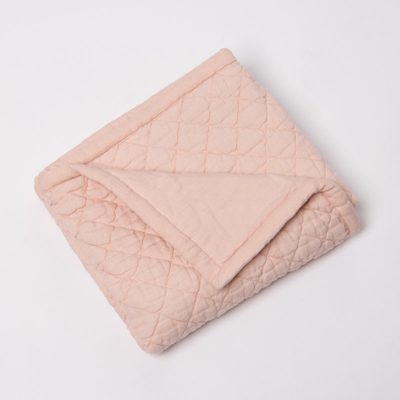 Dalen Petal Pink Quilt, Twin Quilt