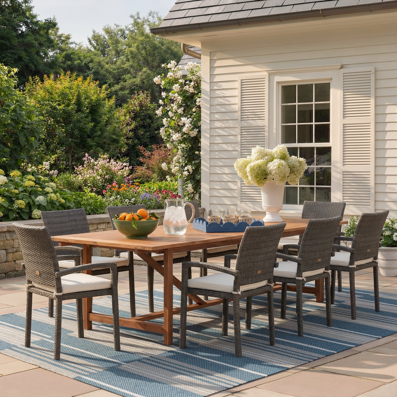 Alyisa Extendable Eucalyptus Patio Dining Table, Light Brown