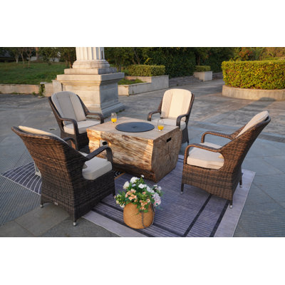 Ensemble de conversation pour 4 personnes avec coussins