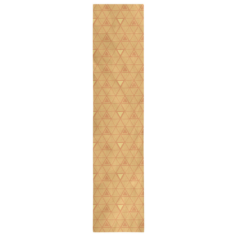 Chemin de table à triangles dessinés à la main Classic, Orange/jaune, 16 po x 90 po