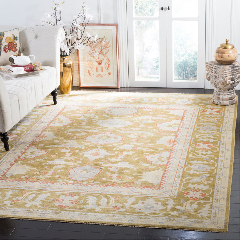 Sultanabad Aparan Hand Knotted Wool/Cotton Green Area Rug, Rectangle 8' x 10'