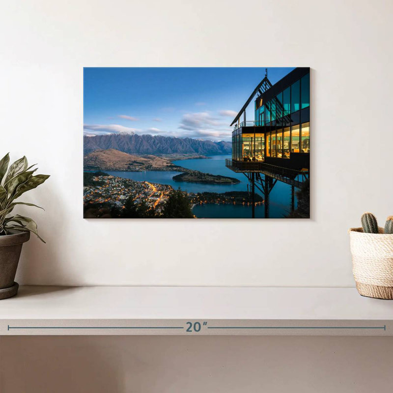 Queenstown Architecture, H 8 po x l 12 po