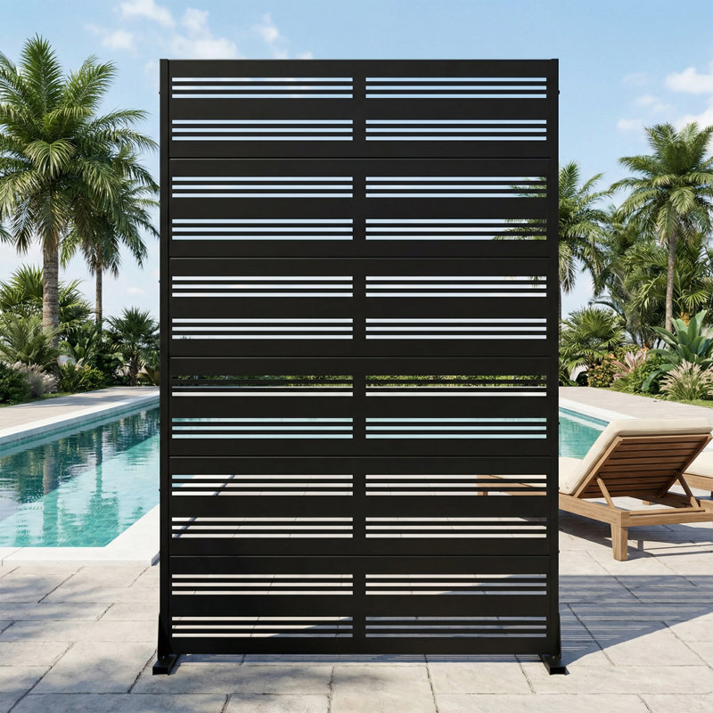 Panneau de clôture en métal pour l'extérieur, 72" H x 94" W x 16" D, Noir
