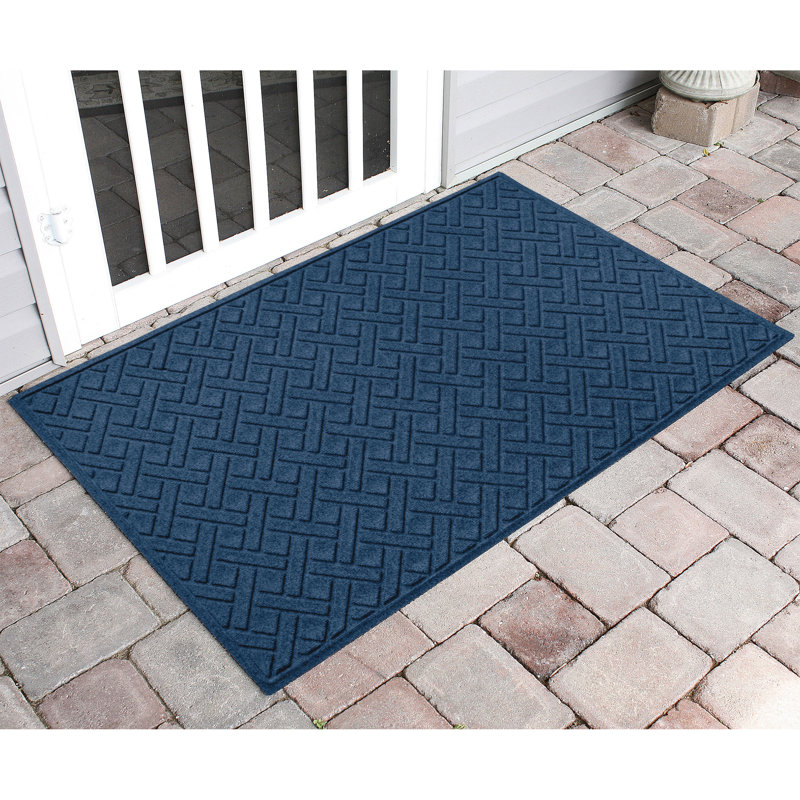 WaterHog® Lattice 35 in. x 59 in. Indoor Outdoor Doormat, 0.375" H x 60" W x 36" D, Navy