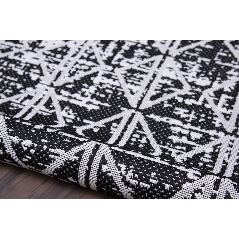Tapis intérieur / extérieur noir Keilah, Rectangle 5 pi 3 po x 7 pi 6 po