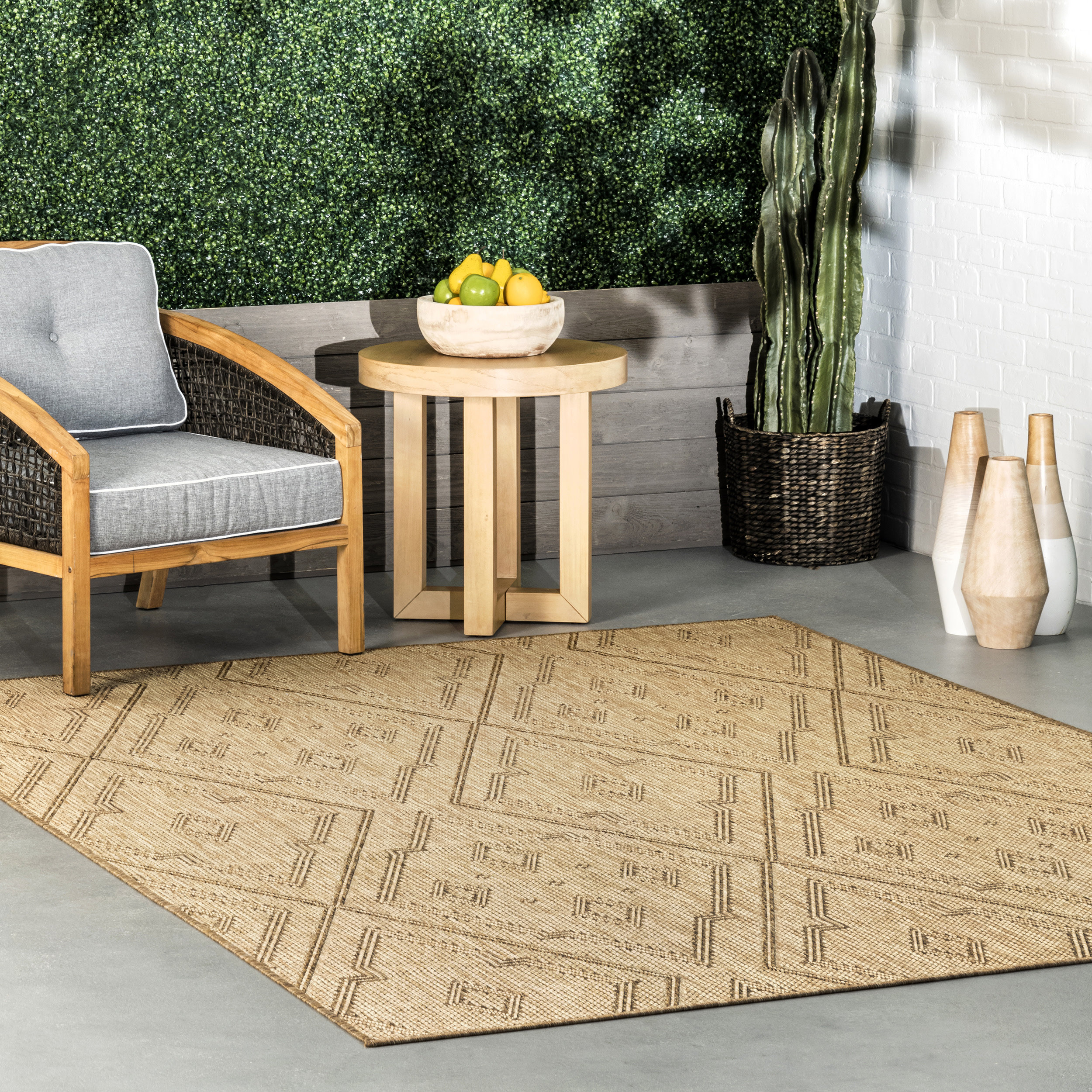 Foundry Select Latia Double Diamond Indoor/Outdoor Area Rug | Wayfair