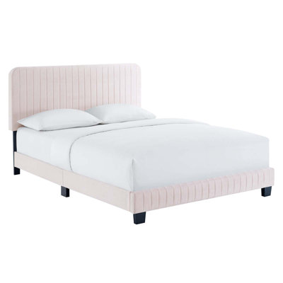 Lit plateforme en velours Celine Channel