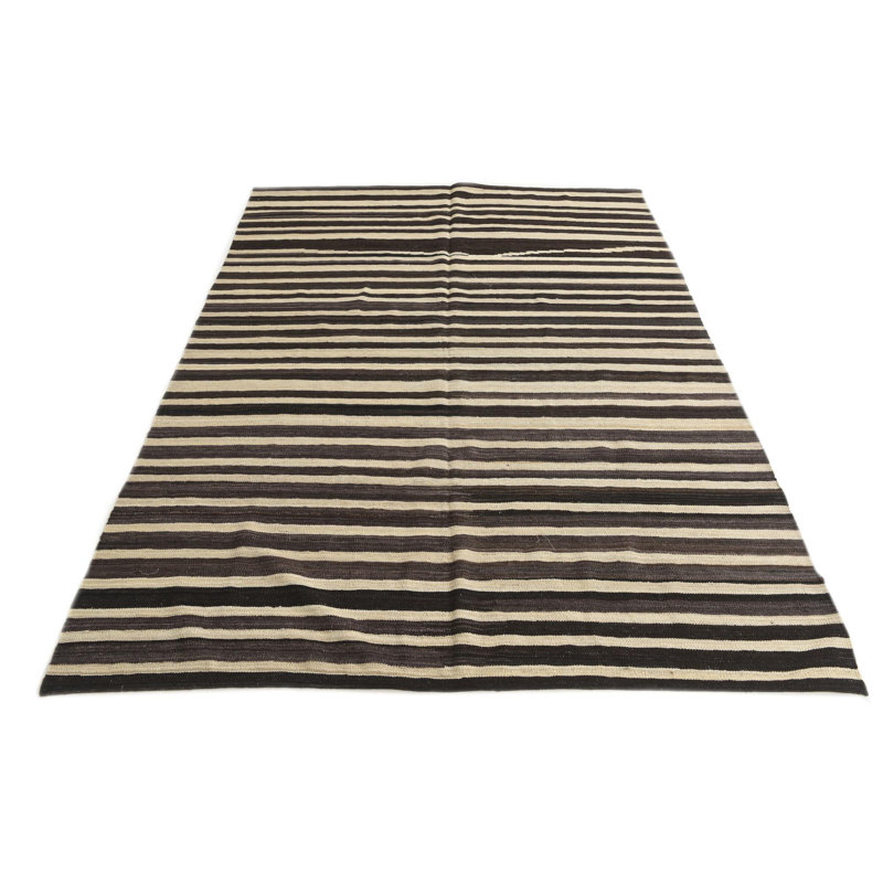 Tapis noir et crème Pegues