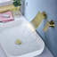 Robinet de salle de bain mural-118543438