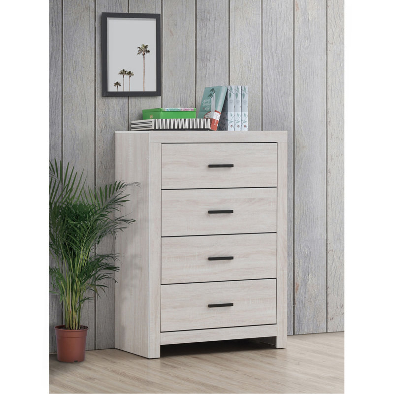 Coastal White Rectangular 4-Drawer Chest