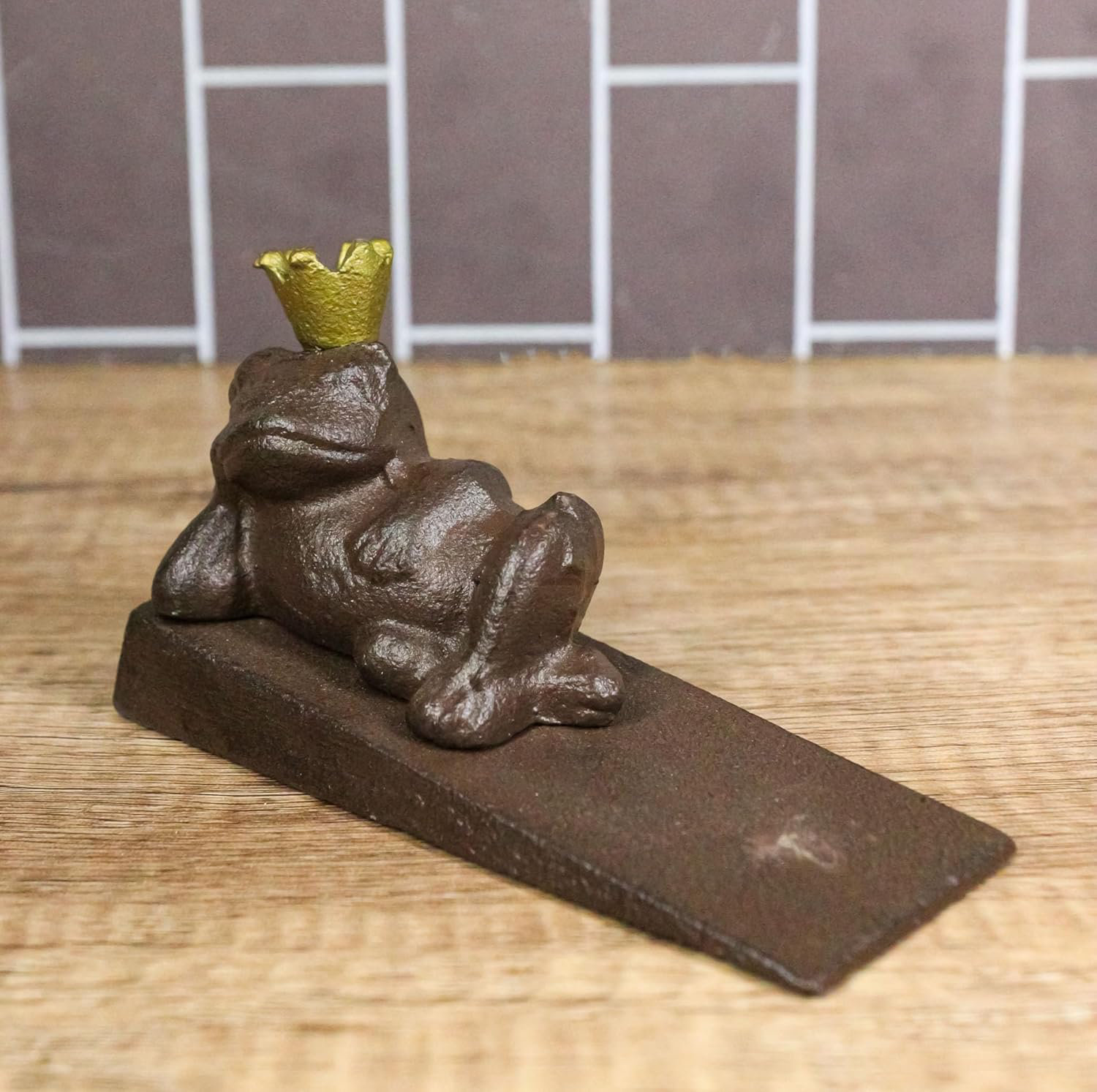 Ophelia & Co. Rustic Vintage Cast Iron Frog King With Crown Decorative ...