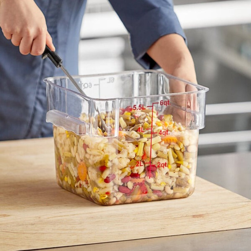 Vigor 12 pte Contenant alimentaire transparent en polycarbonate transparent et couvercle bleu - paquet de 6
