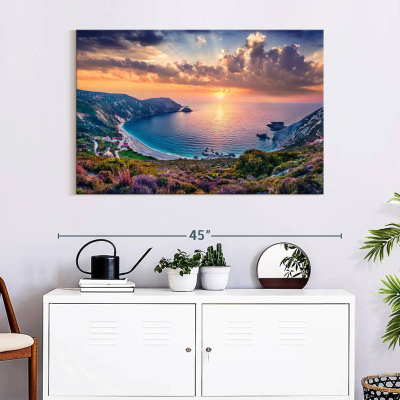 Coucher de soleil sur la plage de Nicci Petani, H 26 po x l 39 po