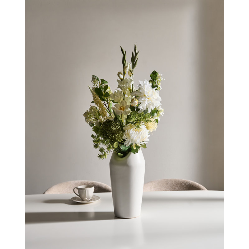 Fabric Arrangement