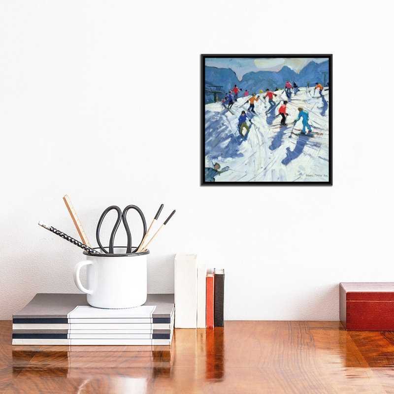 «Busy Ski Slope, Lofer», reproduction sur toile, H 37 po x l 37 po x P 1,5 po, Toile avec cadre noir, Pas de tapis