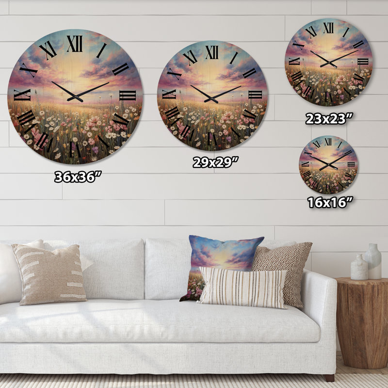 Horloge murale surdimensionnée en bois rose avec fleurs sauvages et champs de sérénité, Grand