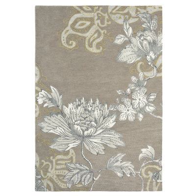 Hand Tufted Area Rug in Gray/White