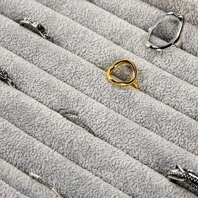 Porte-bagues en velours +, Gris