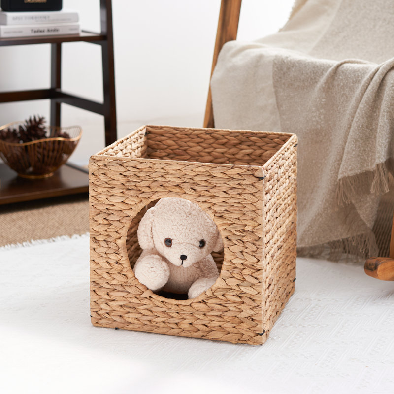 Emmely Nest Pet Bed