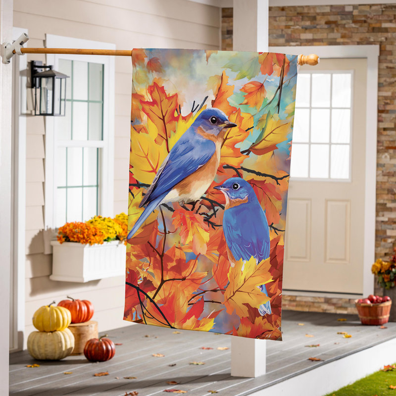 Drapeau de maison «Bluebirds Parmi Les Feuilles»
