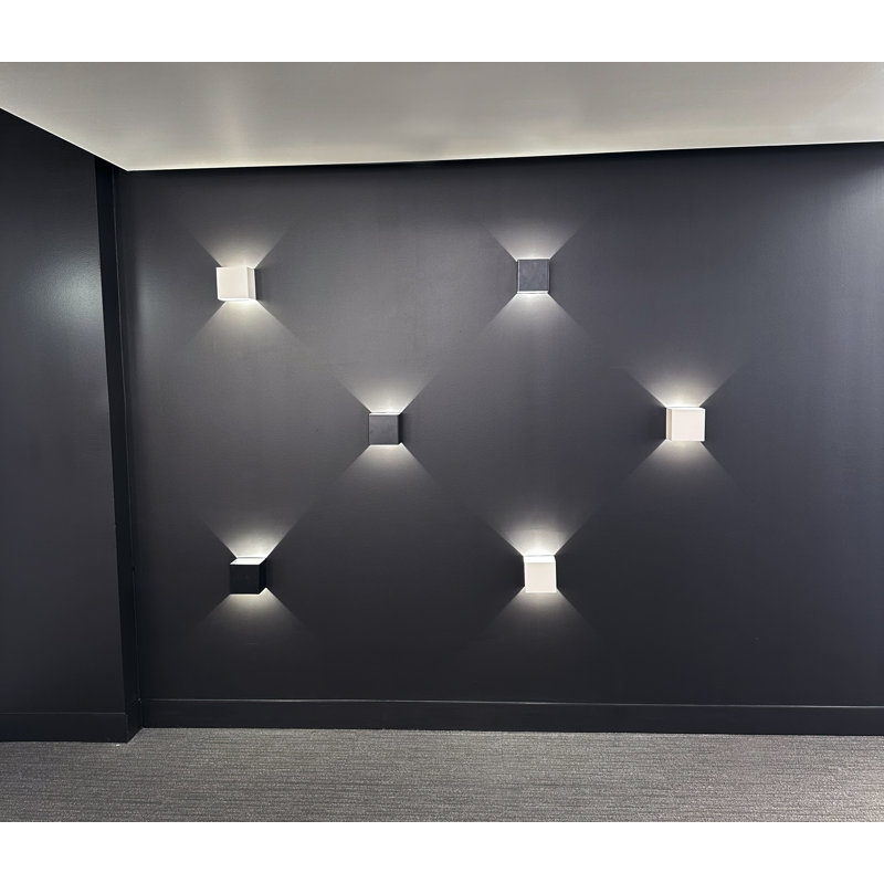 Zoe - 5'' LED Wall Sconce - 9W - 3000K - White, White