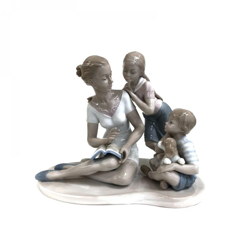 Sapphirelle Figurines & Sculptures