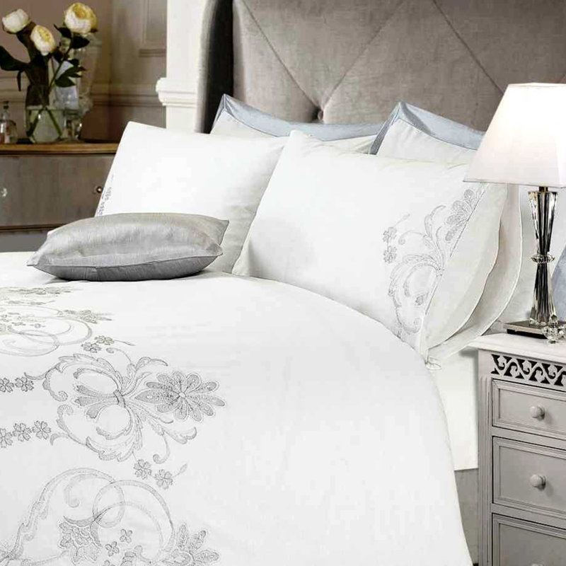 Andreja Jacquard Duvet Cover Set with Pillowcases Included