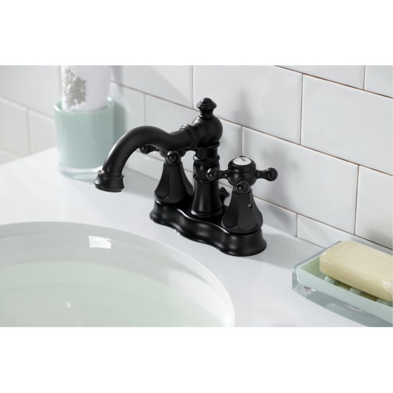 Robinet de salle de bain central à 4 poignées à 3 trous avec bonde escamotable Kingston Brass Metropolitan, Noir mat