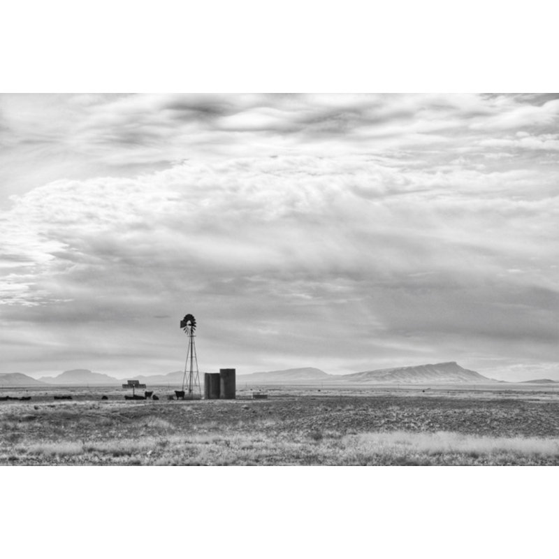 «Fall 2022 The Windmill», impression encadrée sur papier par Jean Cornell, Cadre simple blanc, H 30 po x l 45 po