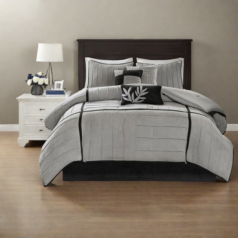 Luxurious Grey Suede Bedding Sets, Polyester Queen, Cozy Modern Home