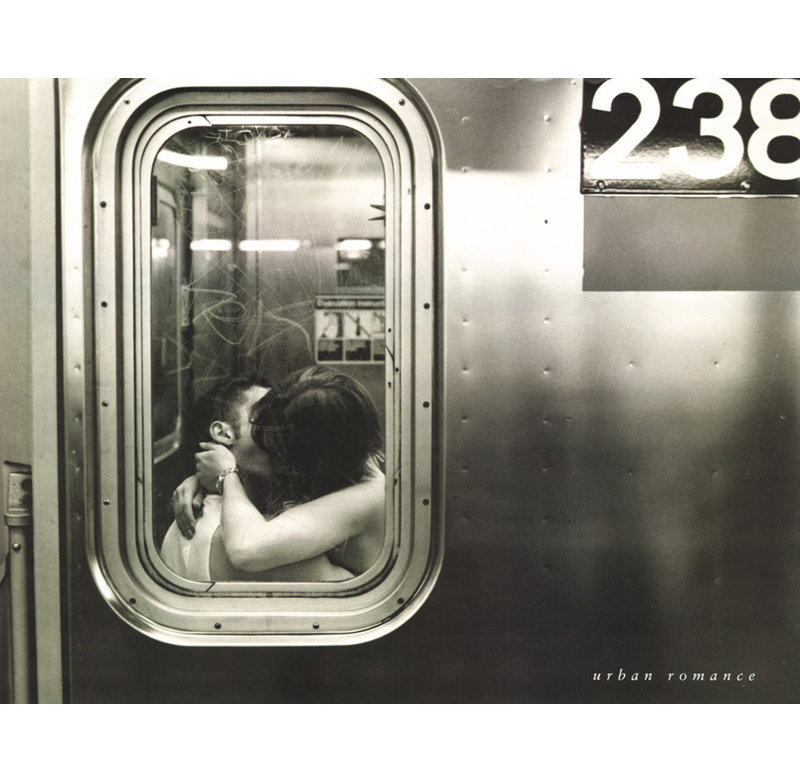 Urban Romance IMA-U408, 14'' H x 18'' W