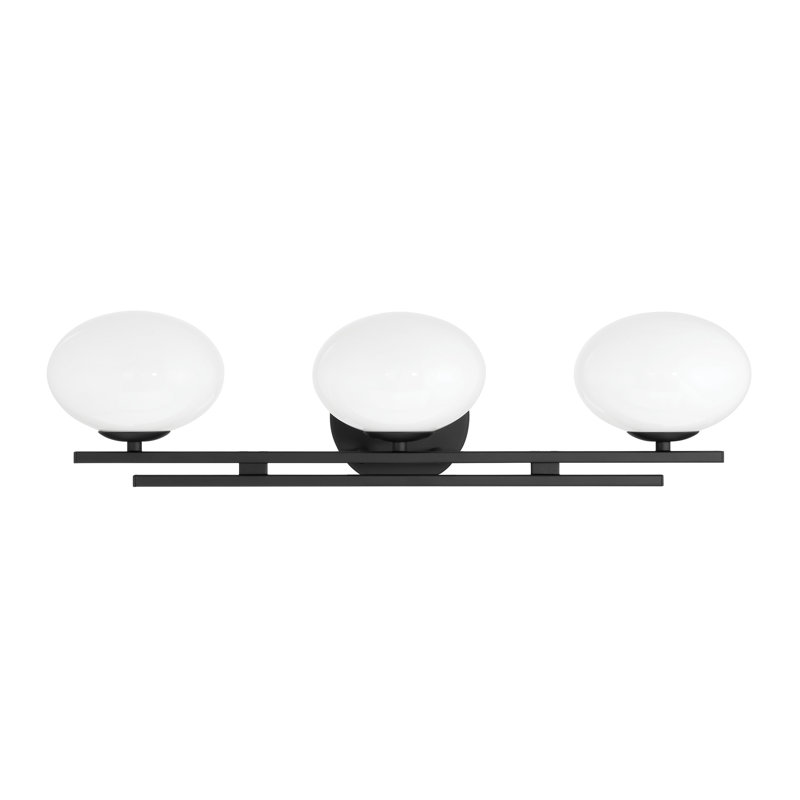 Éclairage pour salle de bain 3 lumières Chanda en or brossé avec abat-jour en verre opale 24 po Chanda, Or brossé
