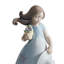 Figurine petite fille violette