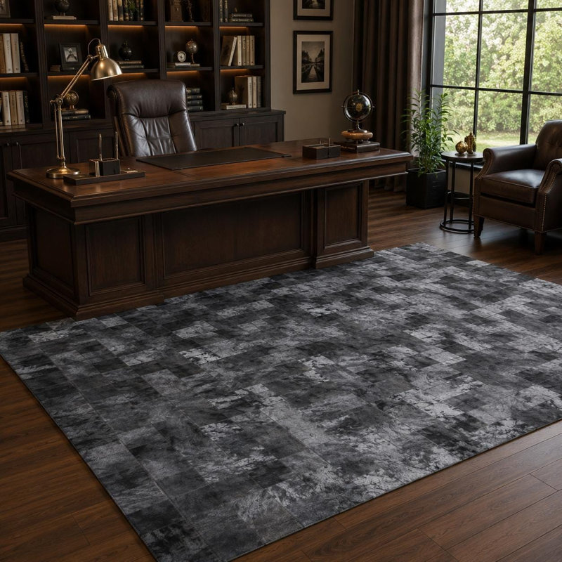 Tapis patchwork en cuir de vache noir fait à la main, tapis moderne en cuir, Tapis de couloir 2,5 x 8 pi