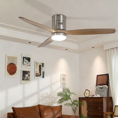 Ryme 52 po Ventilateur de plafond encastré standard en nickel clair avec éclairage à DEL et moteur à courant continu inclus