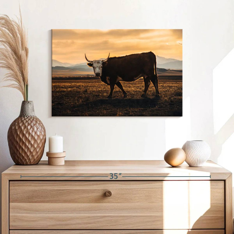 Brampt Looking Bull, 16" H x 24" W