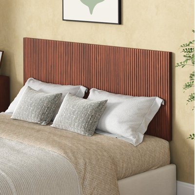 Tête de lit moderne en bois ondulé, grain de bois vertical de 60,8 po de largeur, montage mural facile, style bohémien, noyer.