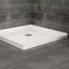 Base de douche 36 po x 36 po avec trois seuils et drain central