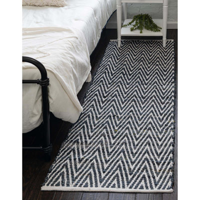 Hareesh Cotton Chevron Indoor Rug