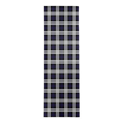 Tapis noir à carreaux