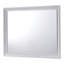 Commode de couleur blanche avec miroir et ensemble de bijoux cachés-1068876488