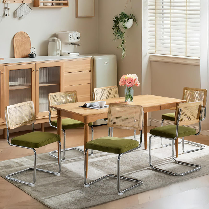Chaise d'appoint rembourrée Crumley avec dossier en rotin et structure en acier, Vert