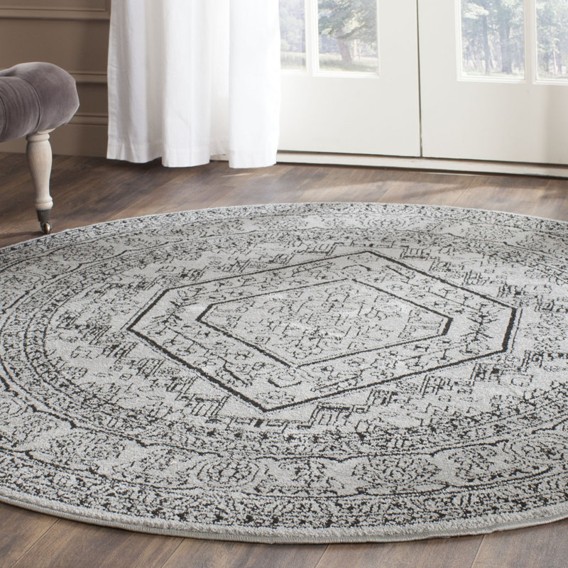 Amedee Performance Oriental Rug, Round 6'