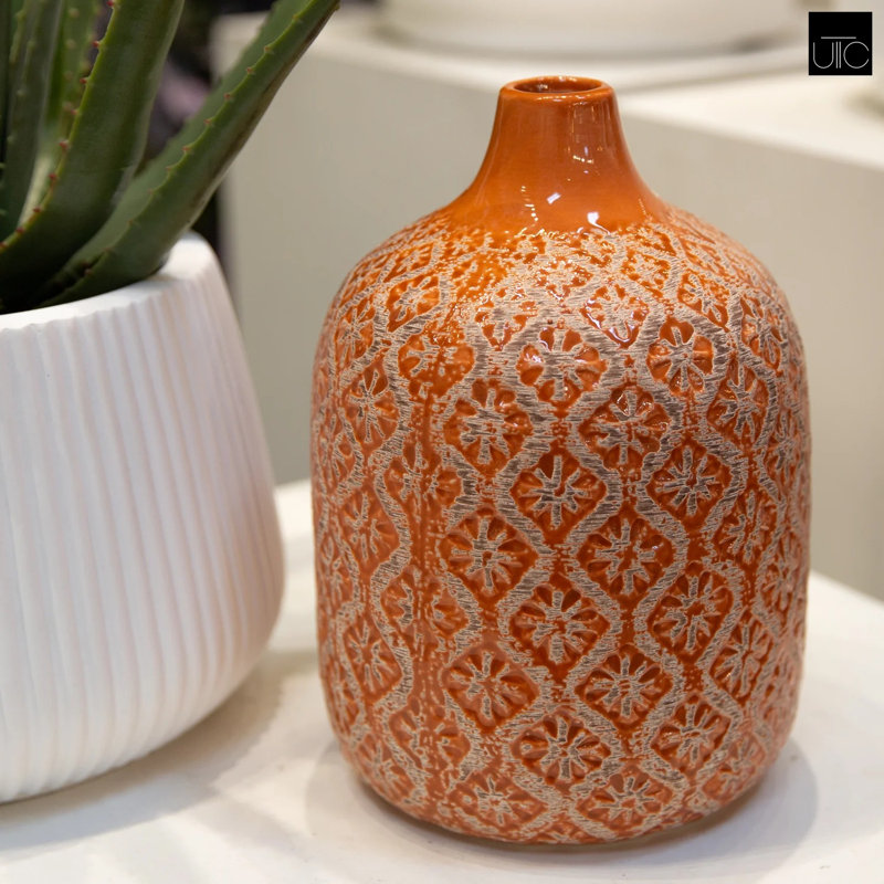 Ceramic / Porcelain Table Vase