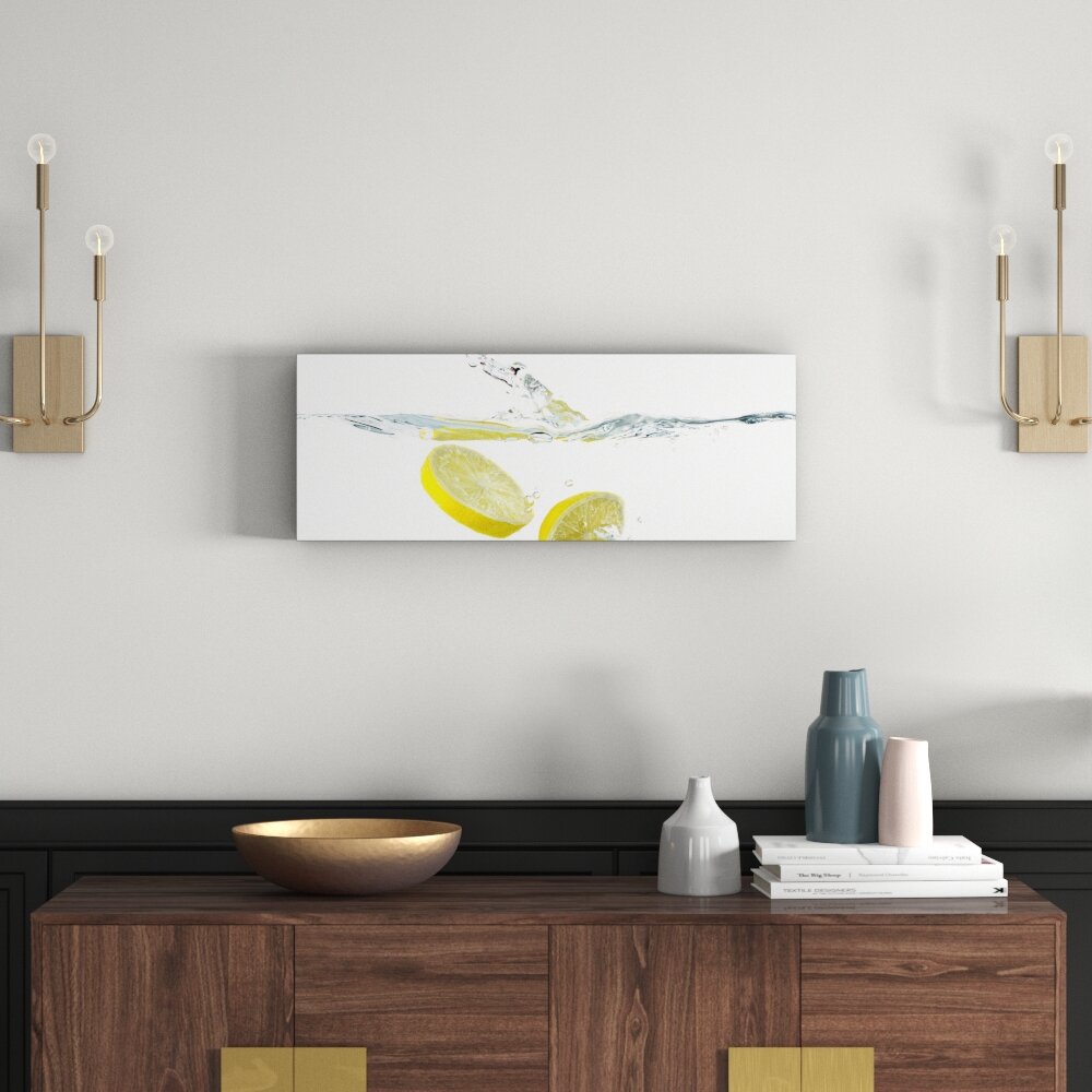 Glasbild Swimming Lemon, Kunstdruck