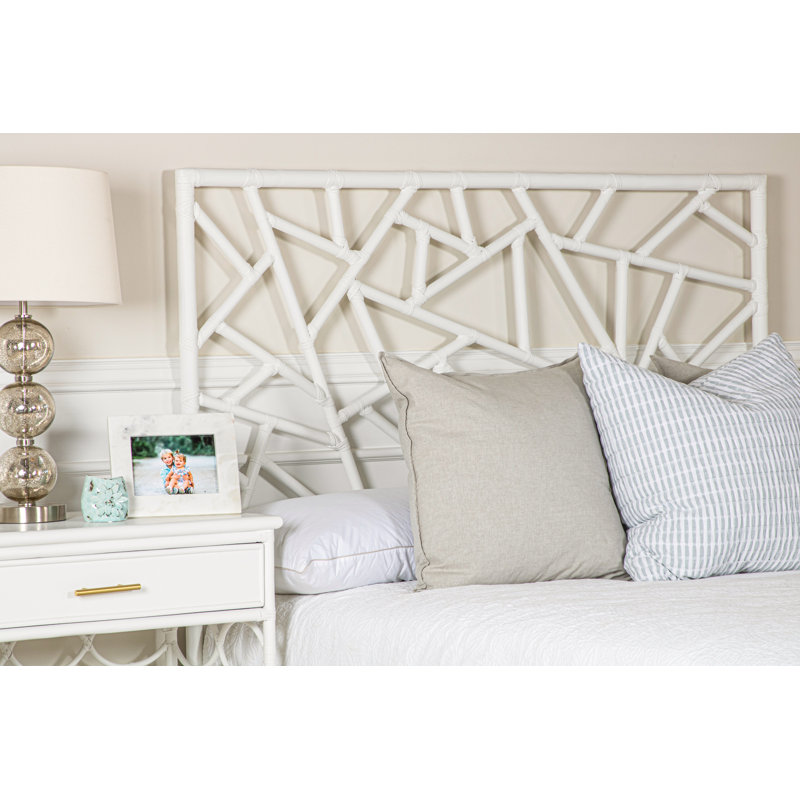 Tiffany Bed, Queen, White