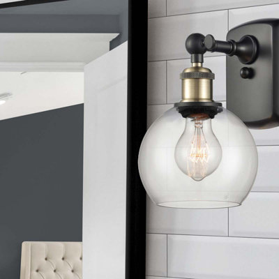 Shauna Armed Sconce